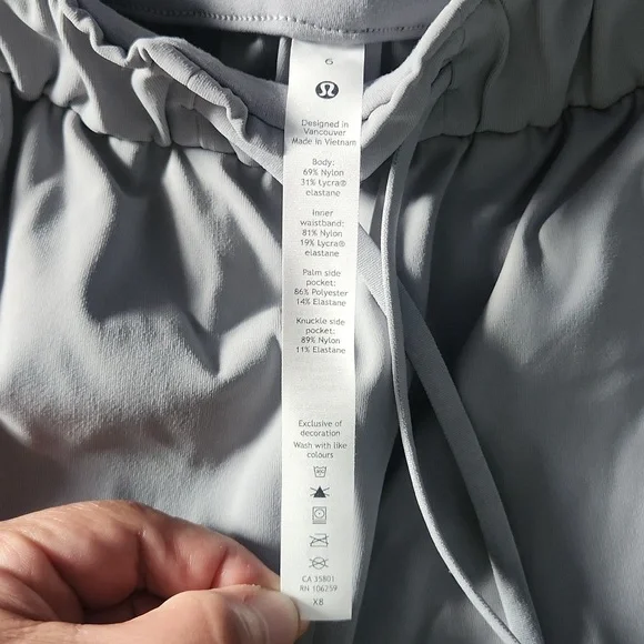 Stretch High-Rise 7/8 pants - Picture 3 of 4